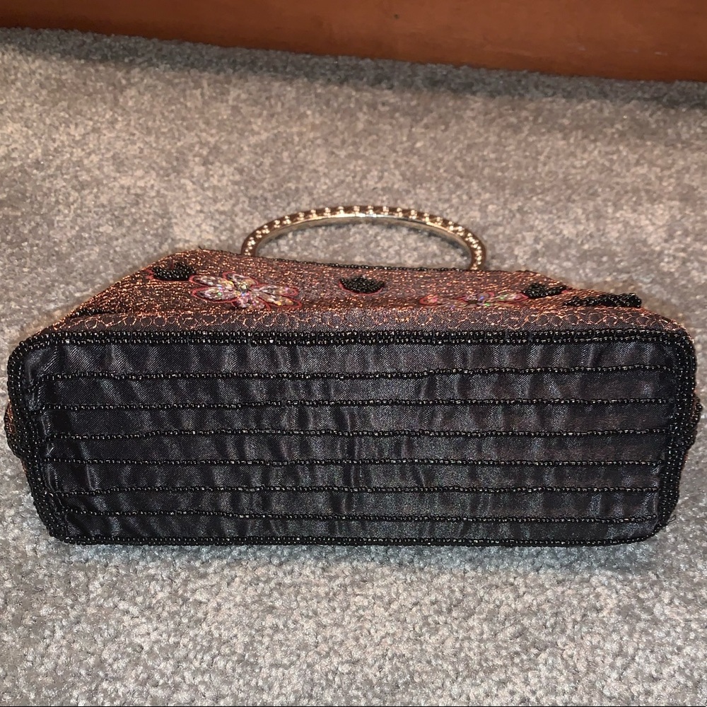 Purse - Picture 3 of 9
